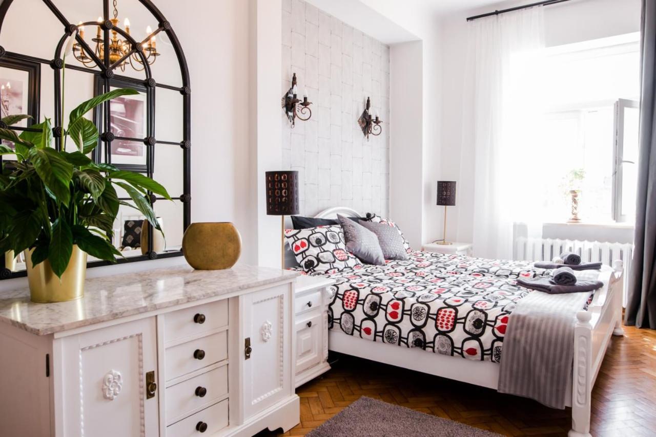 Halby Luxury Rooms Chmielna 73B Warsaw Luaran gambar