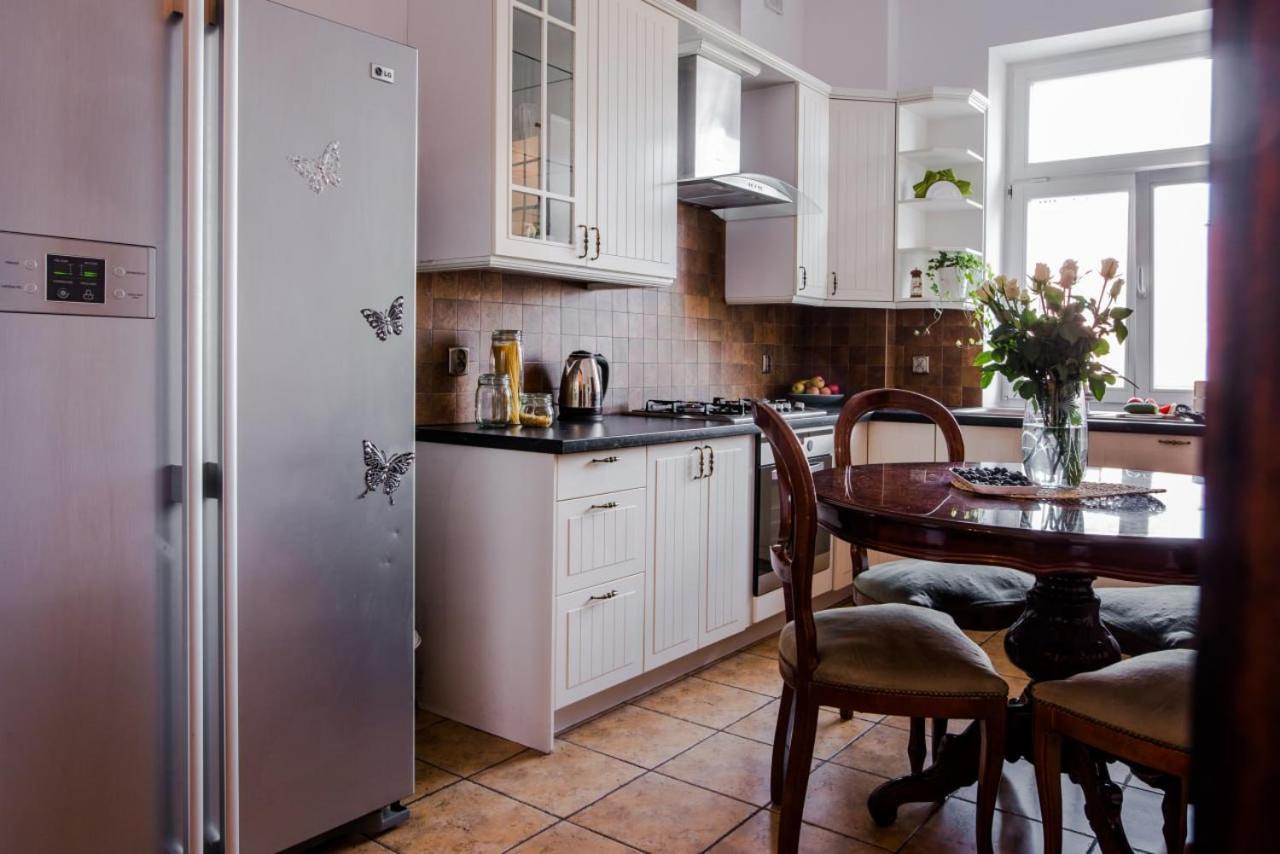 Halby Luxury Rooms Chmielna 73B Warsaw Luaran gambar