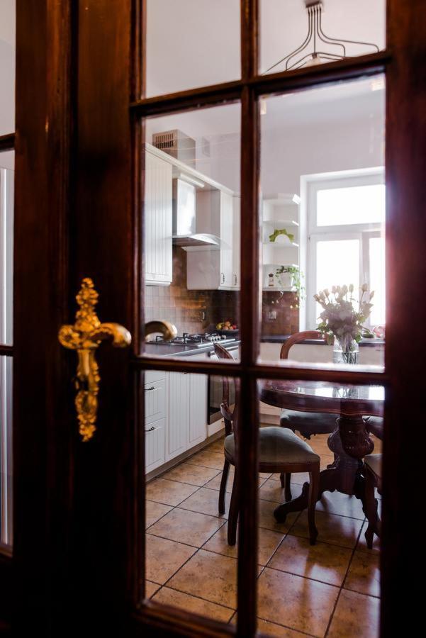 Halby Luxury Rooms Chmielna 73B Warsaw Luaran gambar