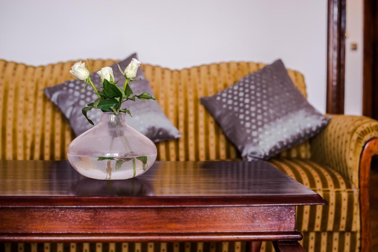 Halby Luxury Rooms Chmielna 73B Warsaw Luaran gambar