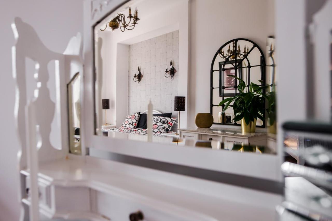 Halby Luxury Rooms Chmielna 73B Warsaw Luaran gambar